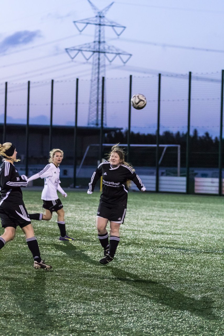 Bild 251 - Frauen VfR Horst - TSV Heiligenstedten : Ergebnis: 2:1